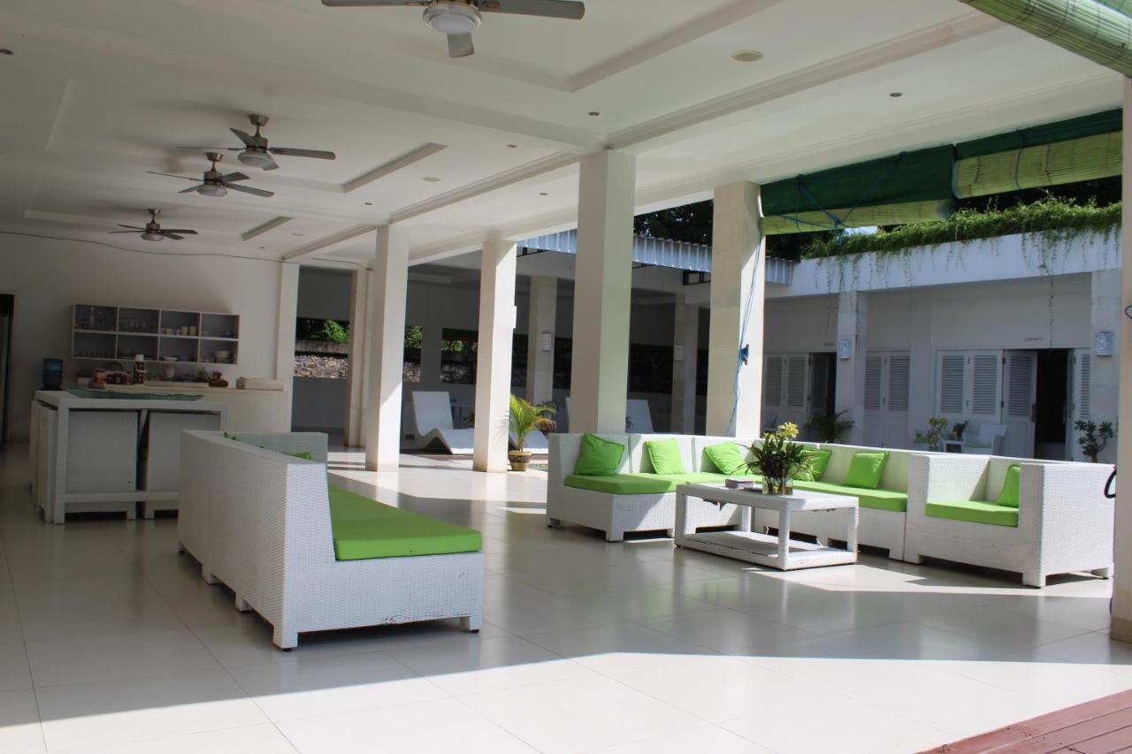 Villa Putih Lovina Exterior photo