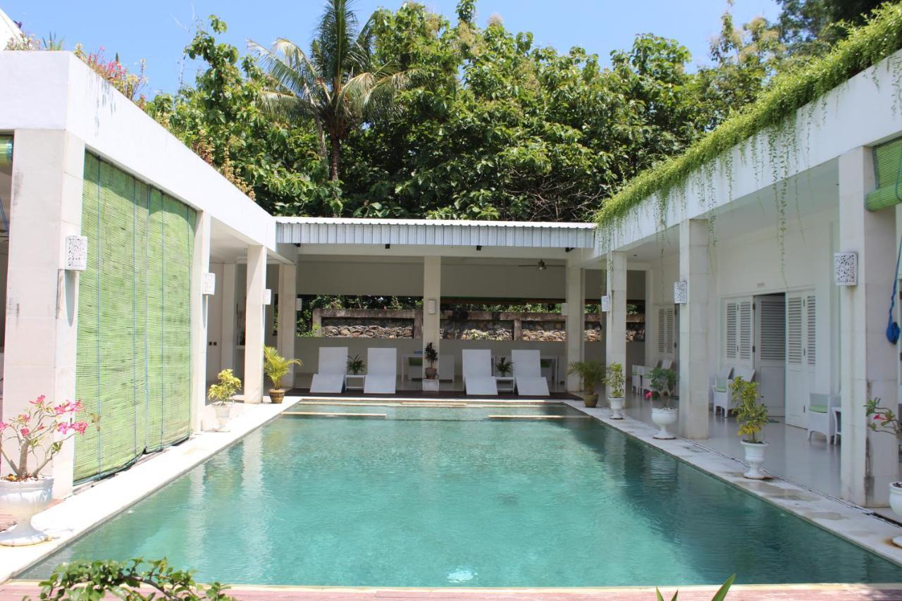 Villa Putih Lovina Exterior photo